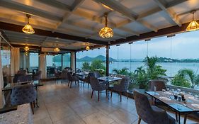 Panna Vilas - A Lake Facing Boutique Hotel